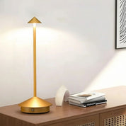 Luminária de Mesa Pina