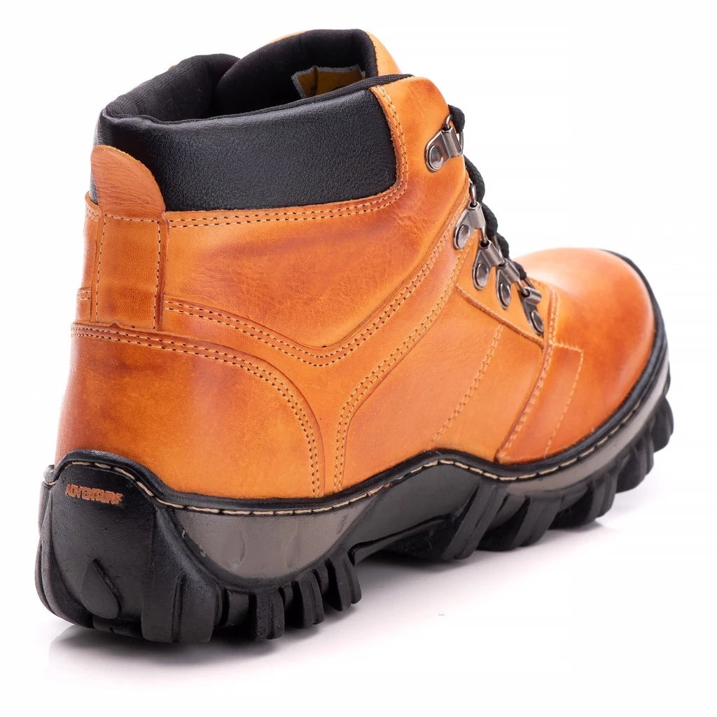 Bota Adventure Comfort Masculina Cat em Couro com Palmilha em Gel