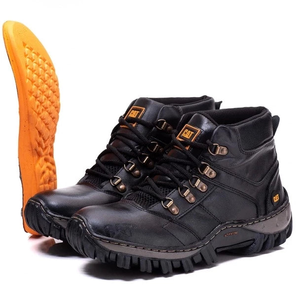 Bota Adventure Comfort Masculina Cat em Couro com Palmilha em Gel