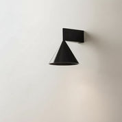 Italiano minimalista quarto lâmpada de parede cabeceira novo cônico geométrico simples designer high-end fundo parede corredor lâmpada
