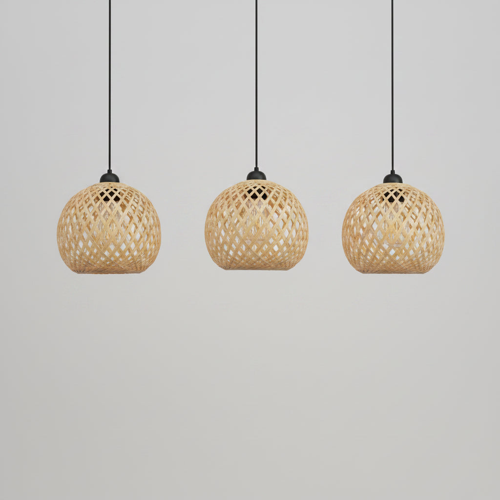 Luminária Pendente de Bambu Akada.