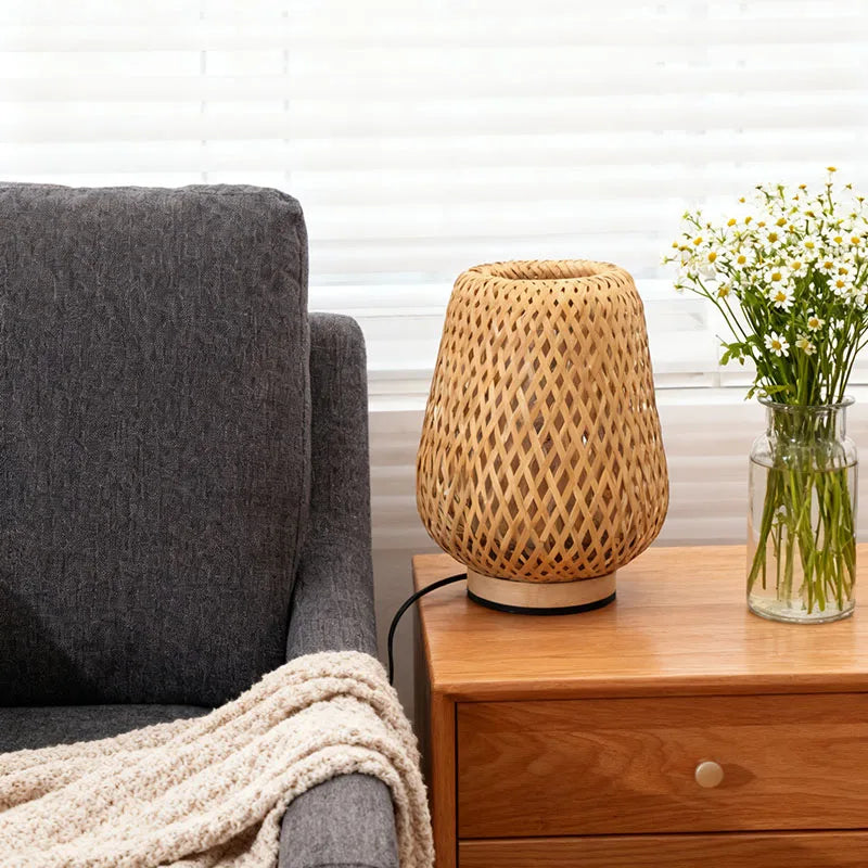 Candeeiro de mesa de bambu feito à mão lâmpada de cabeceira de madeira vintage sala de estar decoração luz da noite para o quarto acampamento luz lâmpada de mesa