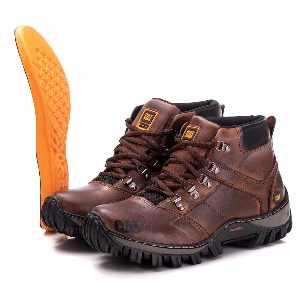 Bota Adventure Comfort Masculina Cat em Couro com Palmilha em Gel