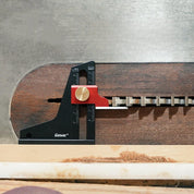 Gabarito de Altura e Medidor de Profundidade Ajustável para Serra e Tupia de Bancada - ProGauge - Akada Brasil