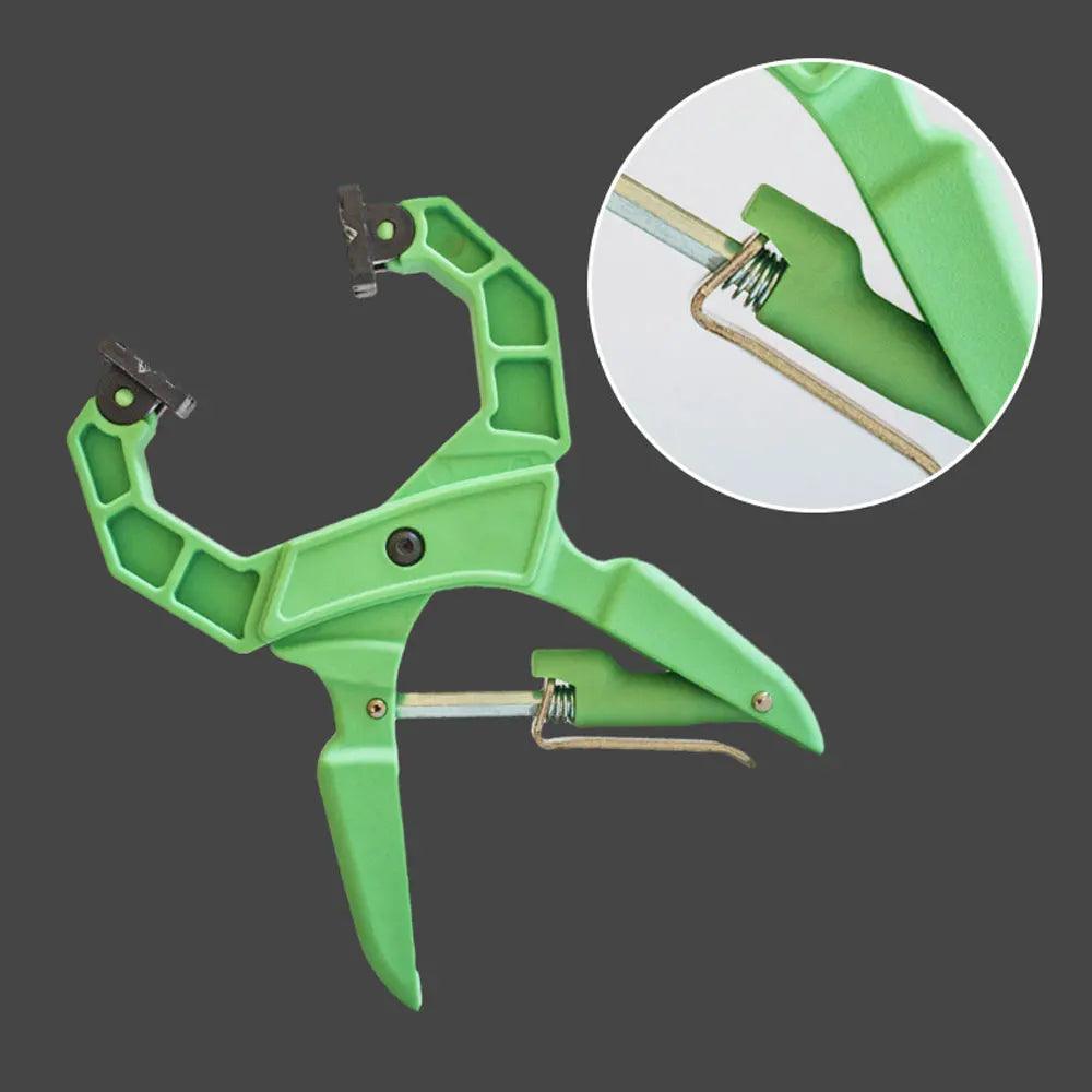 Sargento de Aperto Rápido Ajustável com Trava - Akada Brasil